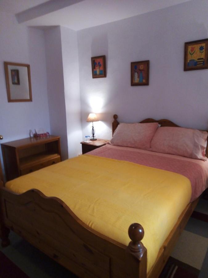 Casa En La Plaza, Hinojares - Ideal For Exploring The Area Eksteriør billede